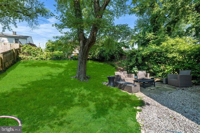 5911 SHOSHONE DR, Oxon Hill, MD 20745