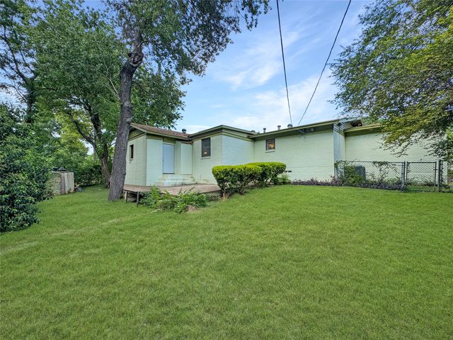 4111 Vanette Lane, Dallas, TX 75216