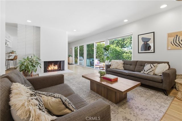 829 Lees, Long Beach, CA 90815