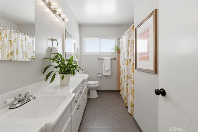 829 Lees, Long Beach, CA 90815