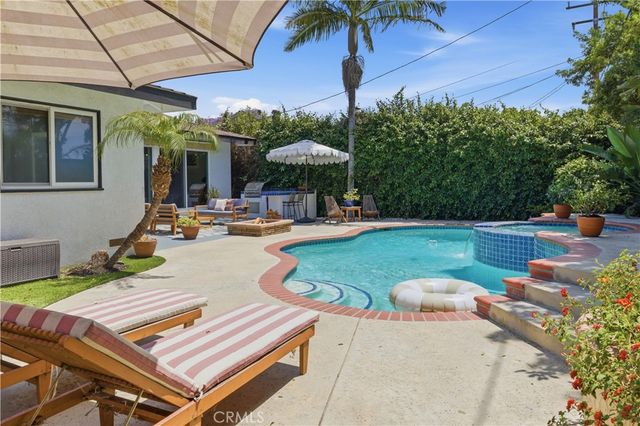 829 Lees, Long Beach, CA 90815