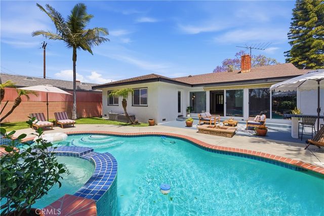 829 Lees, Long Beach, CA 90815