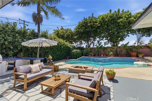 829 Lees, Long Beach, CA 90815