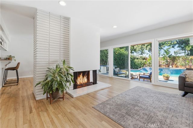 829 Lees, Long Beach, CA 90815