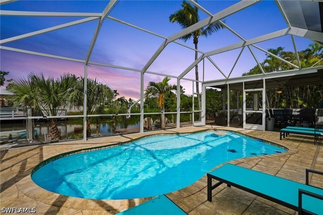 421 Connecticut ST, Fort Myers Beach, FL 33931