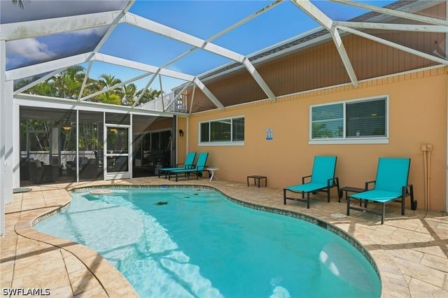 421 Connecticut ST, Fort Myers Beach, FL 33931