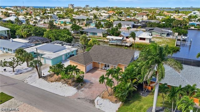 421 Connecticut ST, Fort Myers Beach, FL 33931