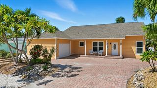421 Connecticut ST, Fort Myers Beach, FL 33931