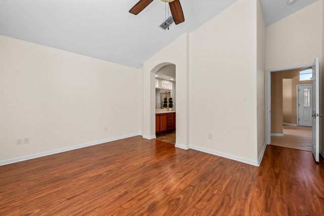 216 Trolleybell Ct, Roseville, CA 95747