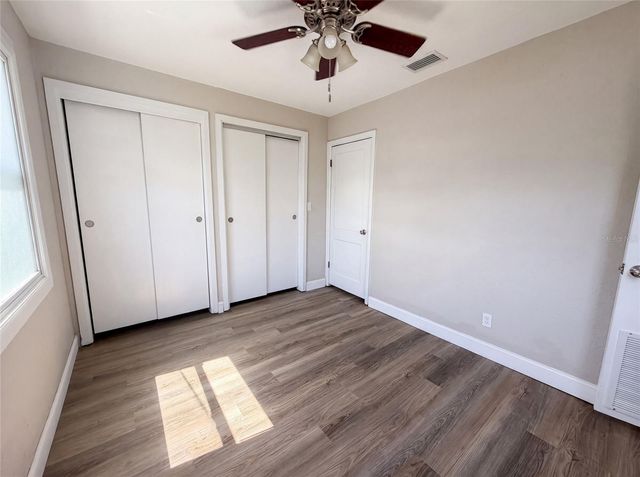 1521 W RIVER SHORE WAY, Tampa, FL 33603
