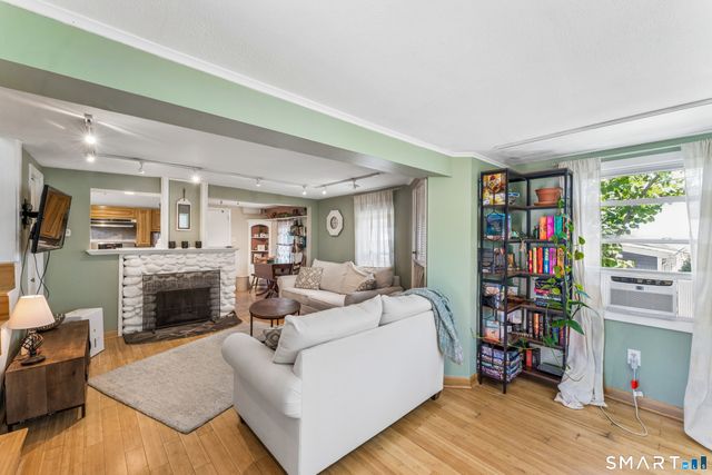 8 Paris Street, Milford, CT 06460