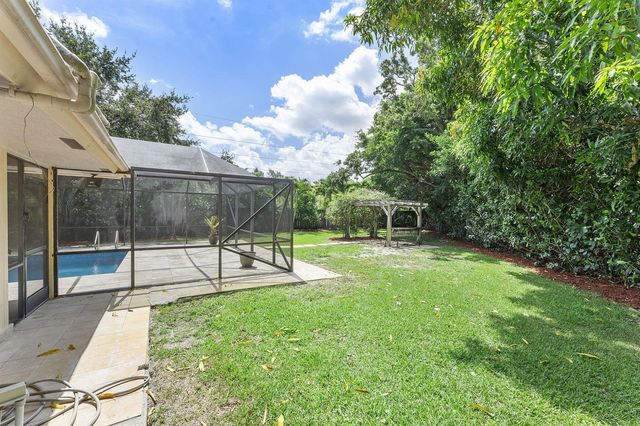2244 Quail Ridge S, Palm Beach Gardens, FL 33418