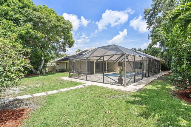 2244 Quail Ridge S, Palm Beach Gardens, FL 33418