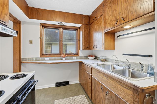 3736 45th Avenue S, Minneapolis, MN 55406