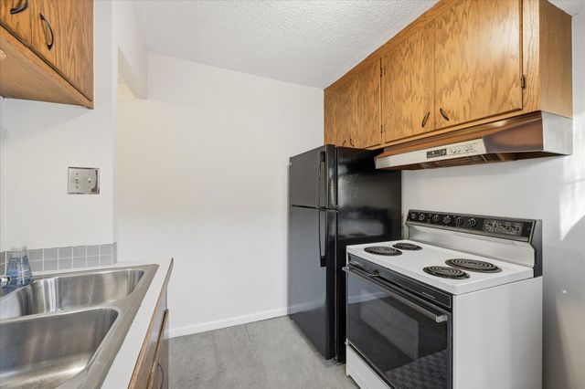 3736 45th Avenue S, Minneapolis, MN 55406