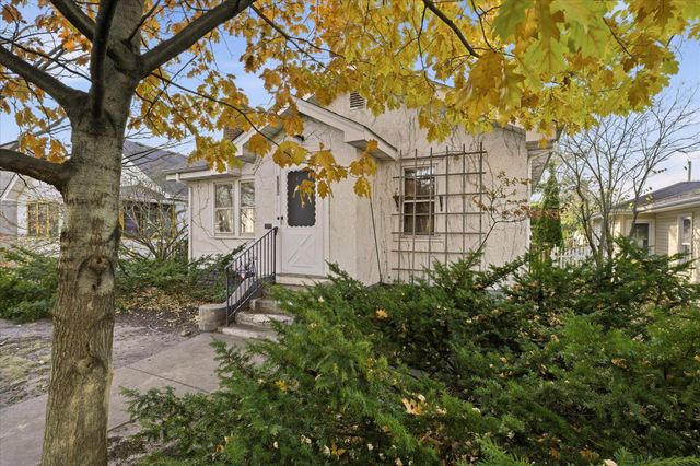 3736 45th Avenue S, Minneapolis, MN 55406