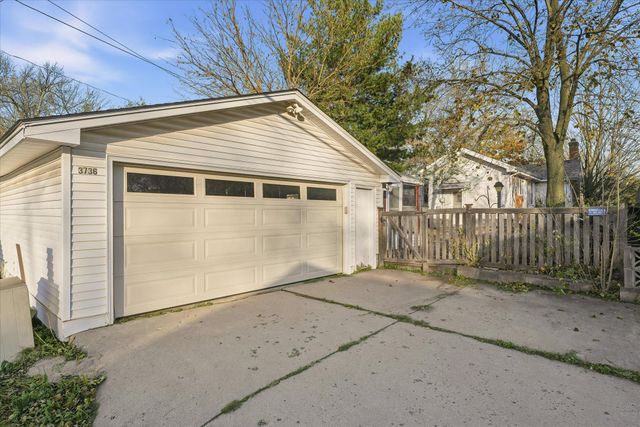 3736 45th Avenue S, Minneapolis, MN 55406