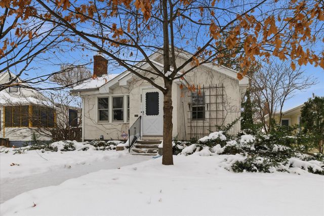 3736 45th Avenue S, Minneapolis, MN 55406