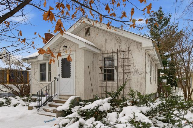 3736 45th Avenue S, Minneapolis, MN 55406