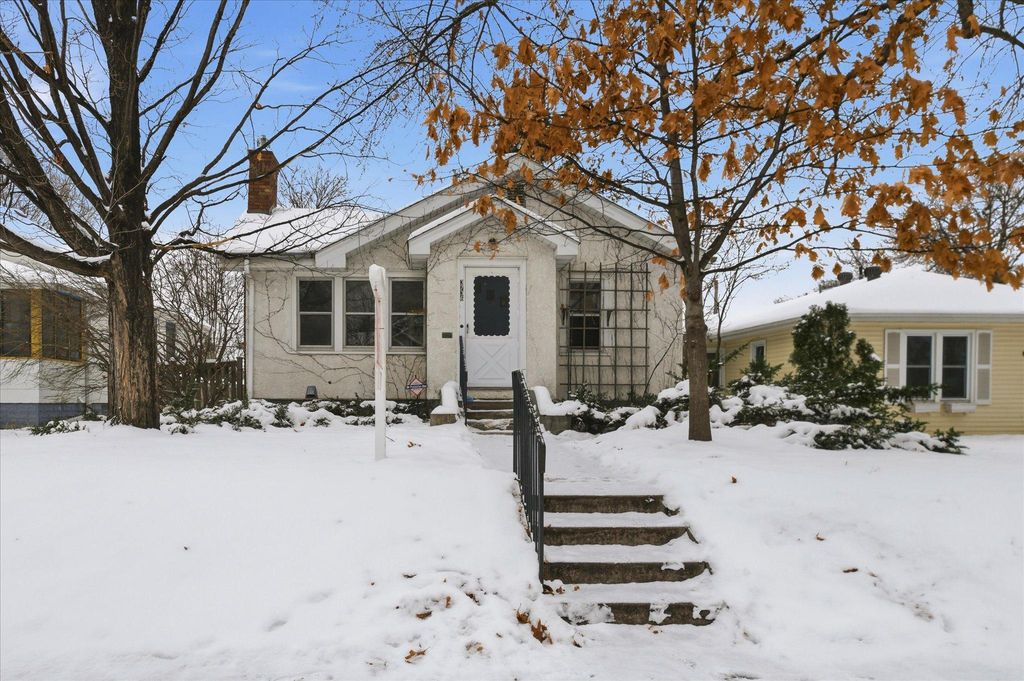 3736 45th Avenue S, Minneapolis, MN 55406