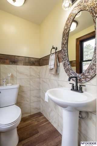 5128 Leighton Avenue, Lincoln, NE 68504