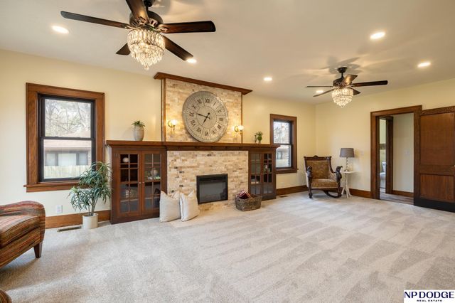 5128 Leighton Avenue, Lincoln, NE 68504