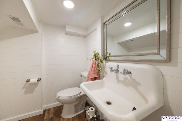 5128 Leighton Avenue, Lincoln, NE 68504