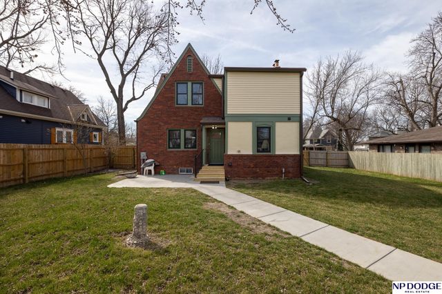 5128 Leighton Avenue, Lincoln, NE 68504