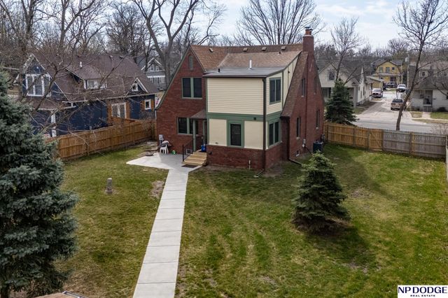 5128 Leighton Avenue, Lincoln, NE 68504