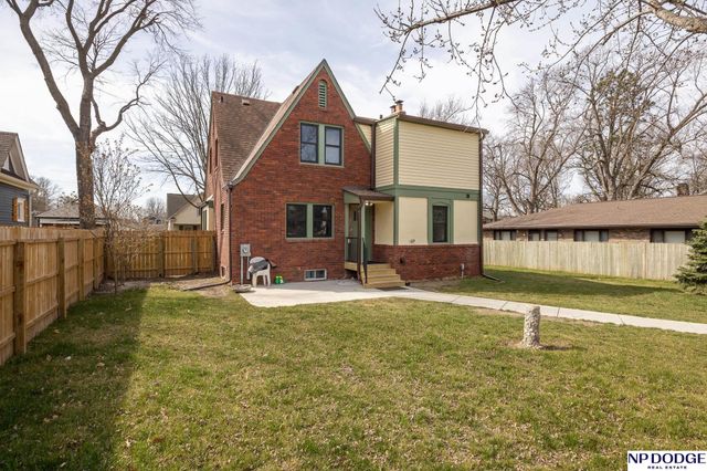 5128 Leighton Avenue, Lincoln, NE 68504