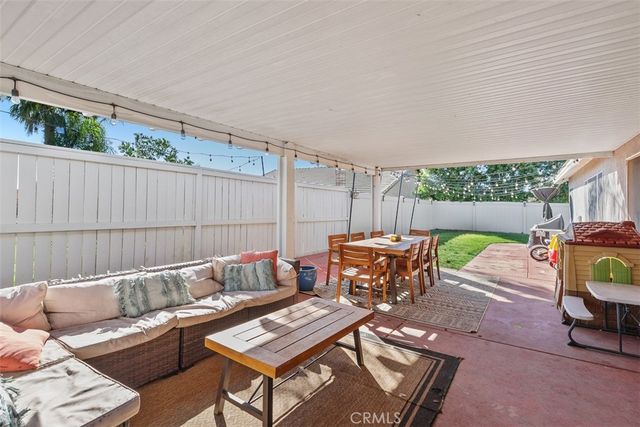 31429 Amsterdam, Winchester, CA 92596