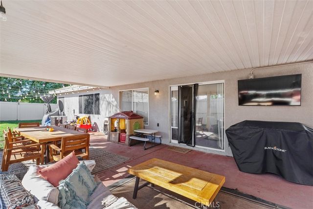 31429 Amsterdam, Winchester, CA 92596