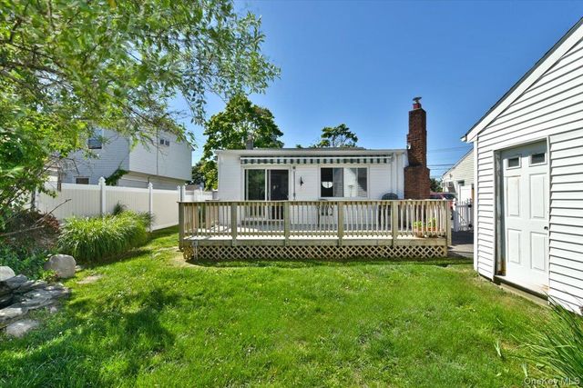11 Glenda Drive, West Babylon, NY 11704