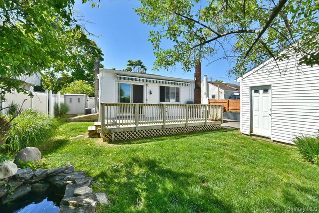 11 Glenda Drive, West Babylon, NY 11704