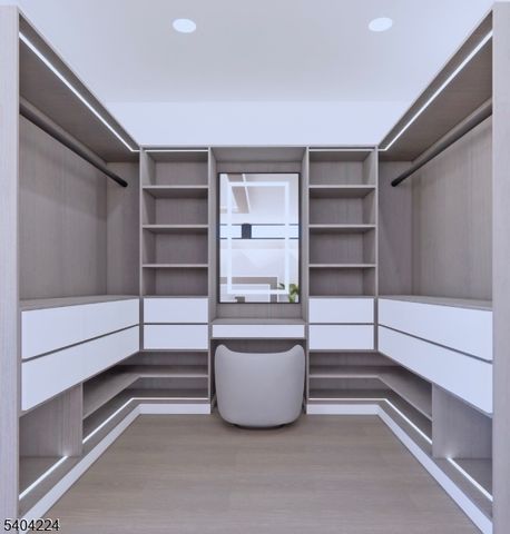 95 Fellswood Dr, Livingston Twp., NJ 07039