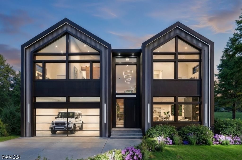 95 Fellswood Dr, Livingston Twp., NJ 07039