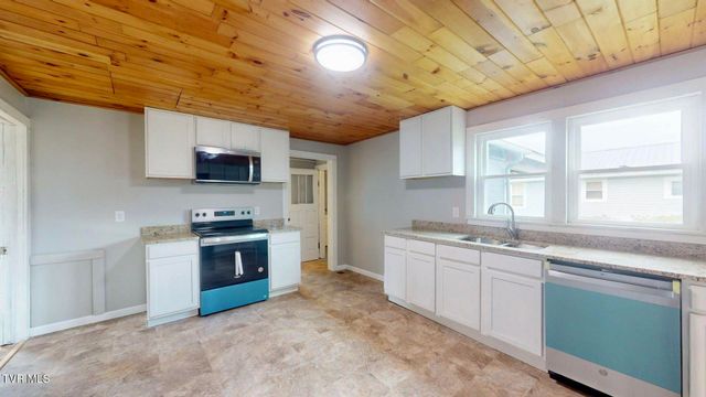 124 Mary Street, Mountain City, TN 37683