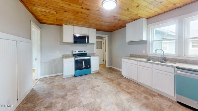 124 Mary Street, Mountain City, TN 37683