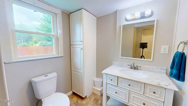 124 Mary Street, Mountain City, TN 37683