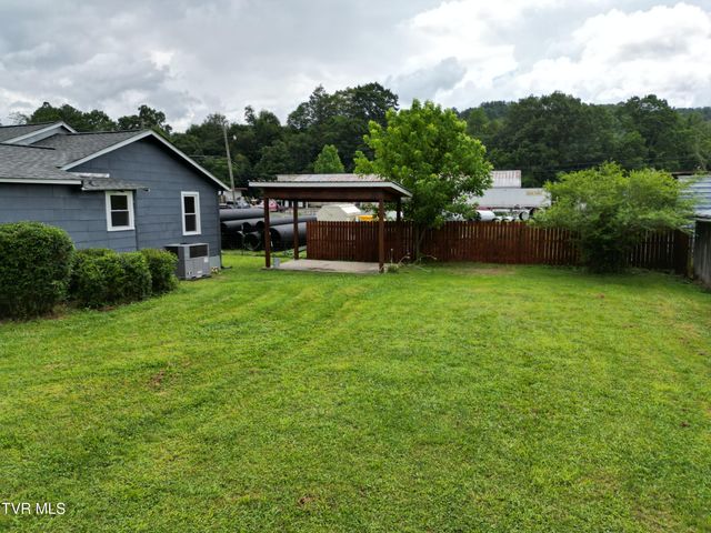 124 Mary Street, Mountain City, TN 37683