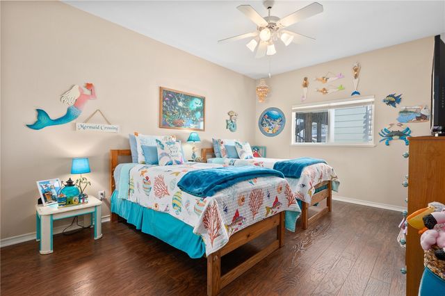 124 Sea View Dr, Aransas Pass, TX 78336