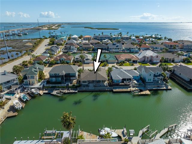 124 Sea View Dr, Aransas Pass, TX 78336
