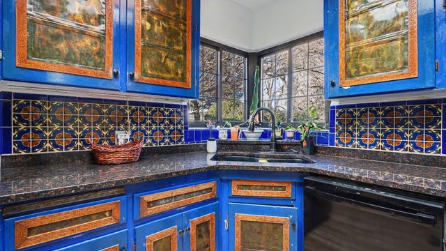 137 Carlito Road NW, Albuquerque, NM 87107