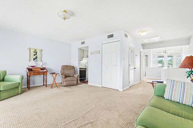 1000 11th Ave N Apt 113, North Myrtle Beach, SC 29582
