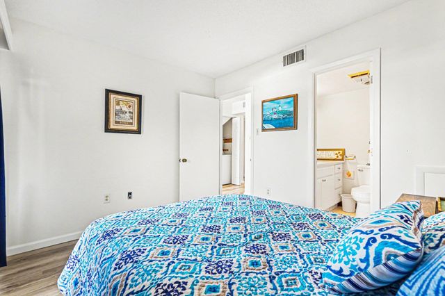 1000 11th Ave N Apt 113, North Myrtle Beach, SC 29582