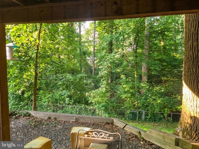 10104 SCOUT DR, Fairfax, VA 22030
