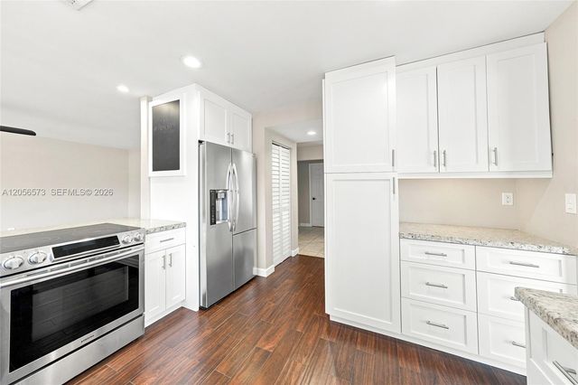 8406 NW 201st Street, Hialeah, FL 33015