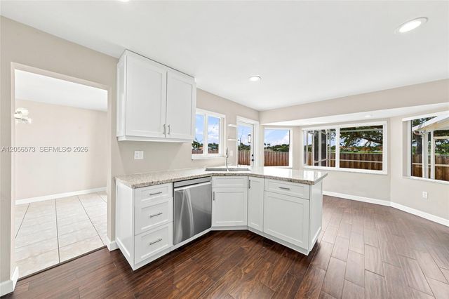 8406 NW 201st Street, Hialeah, FL 33015