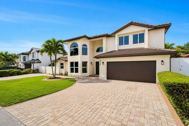 8406 NW 201st Street, Hialeah, FL 33015