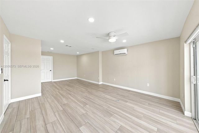 8406 NW 201st Street, Hialeah, FL 33015